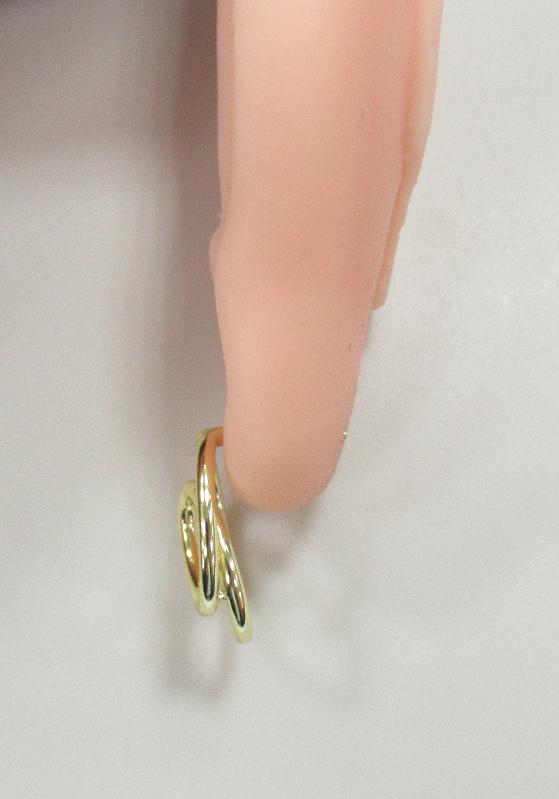 Серебряные серьги 925 пробы;